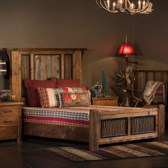 EAGLE RIVER TIMBER FRAME BED