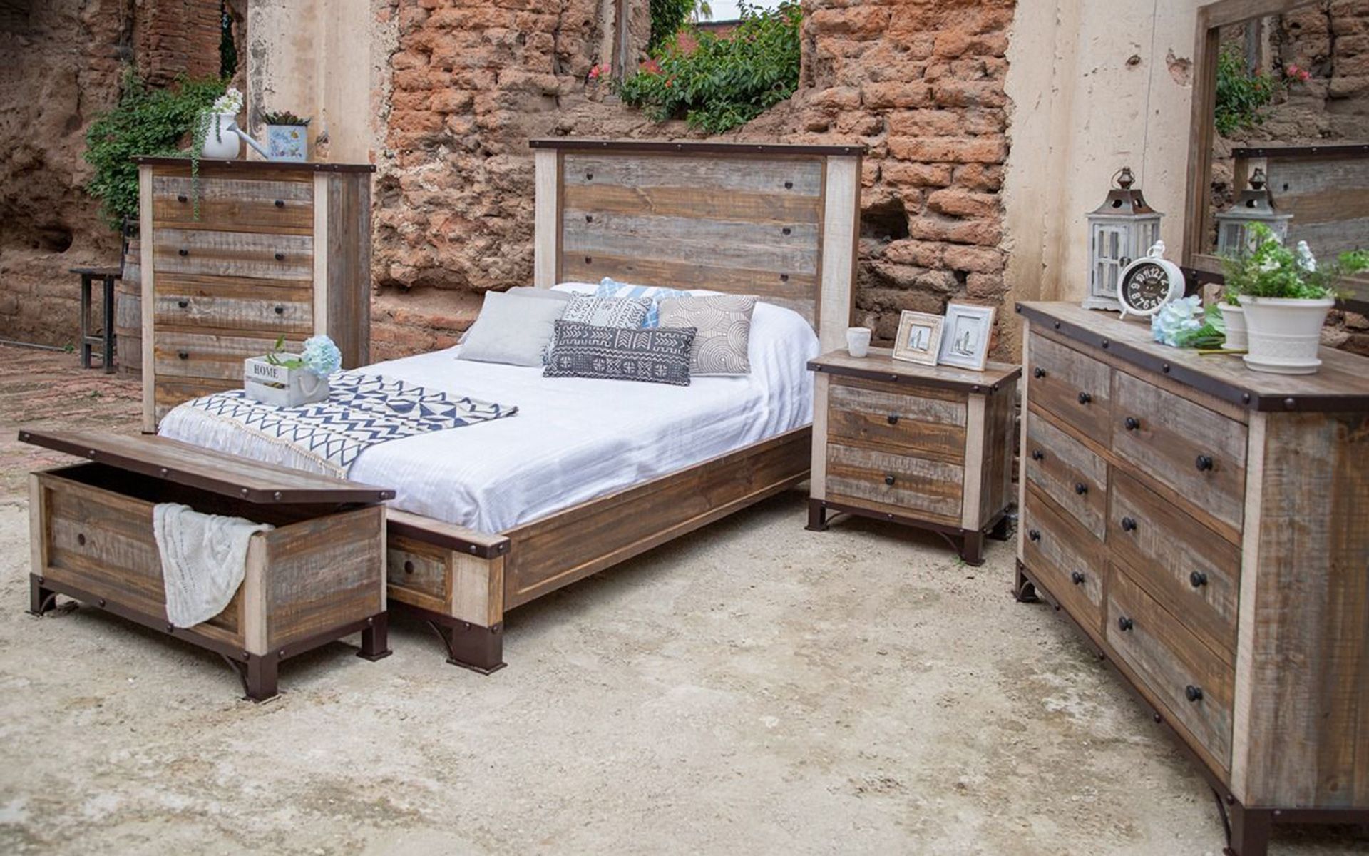 ANTIQUE BARNWOOD BED