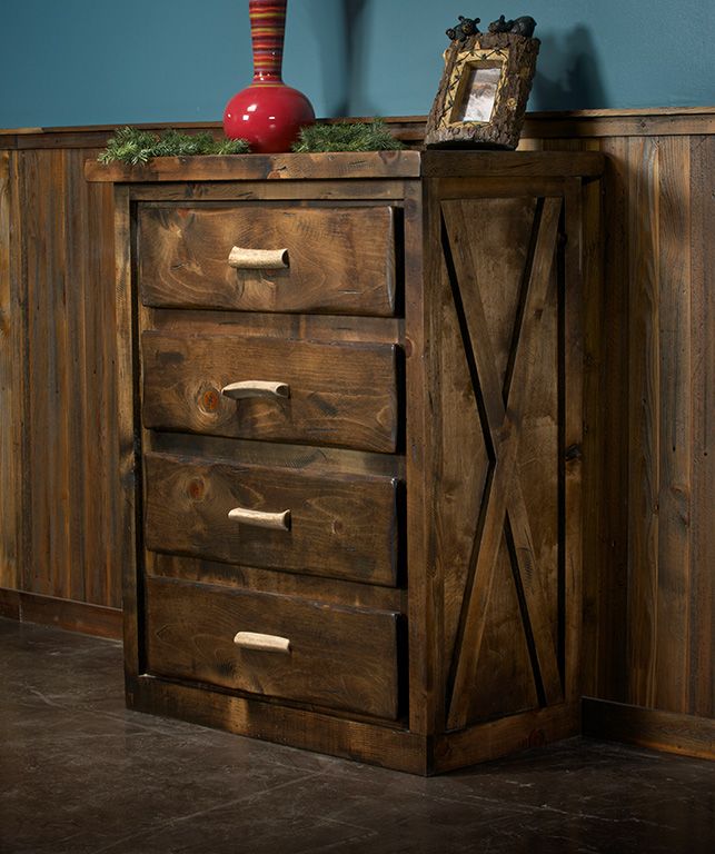 ANTLER & BARNWOOD 4 DRAWER CHEST