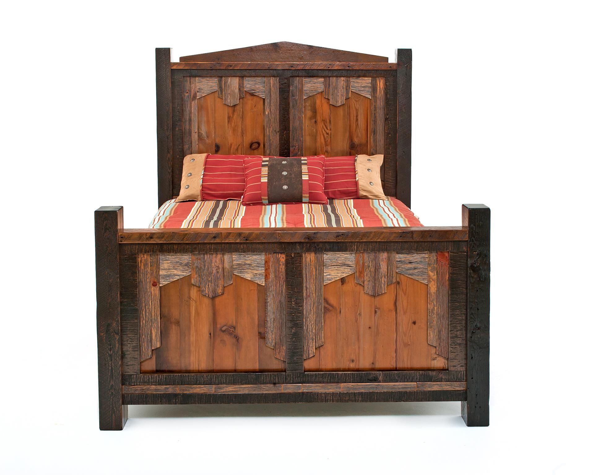 WESTERN WOODS RUSTIC BARN WOOD PANEL BED