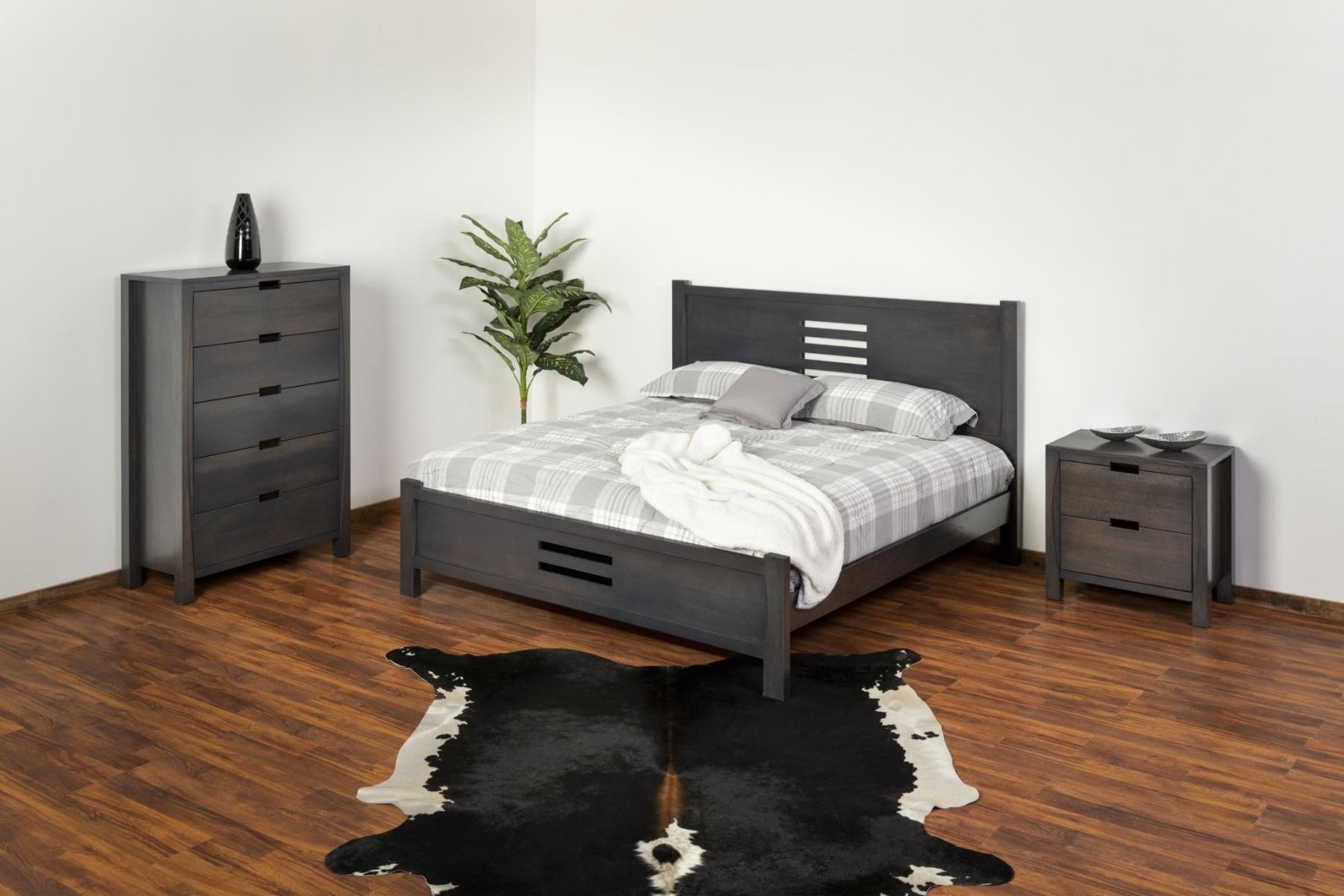 MYSTERY BAY 6 DRAWER CONTEMPORARY DRESSER