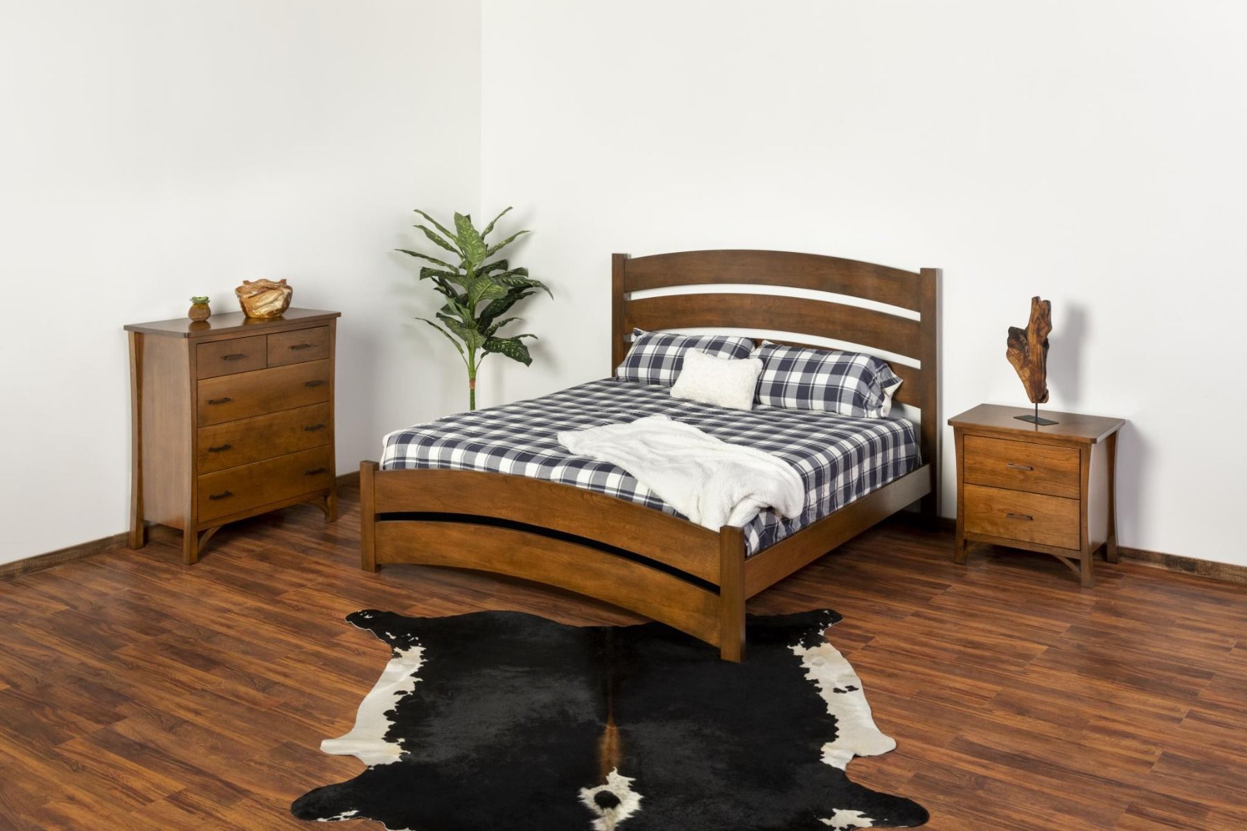 RAINBOW FALLS RUSTIC ARCHED BED