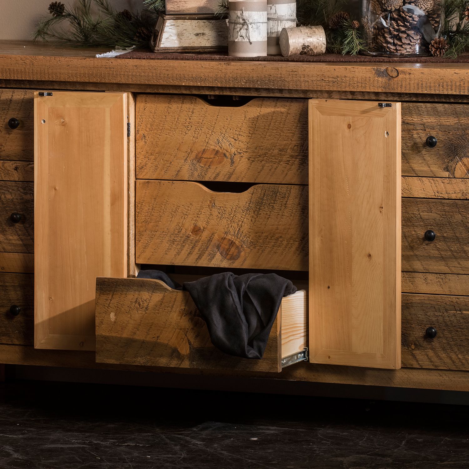 MOUNTAIN MILL 9 DRAWER DISTRESSED DRESSER