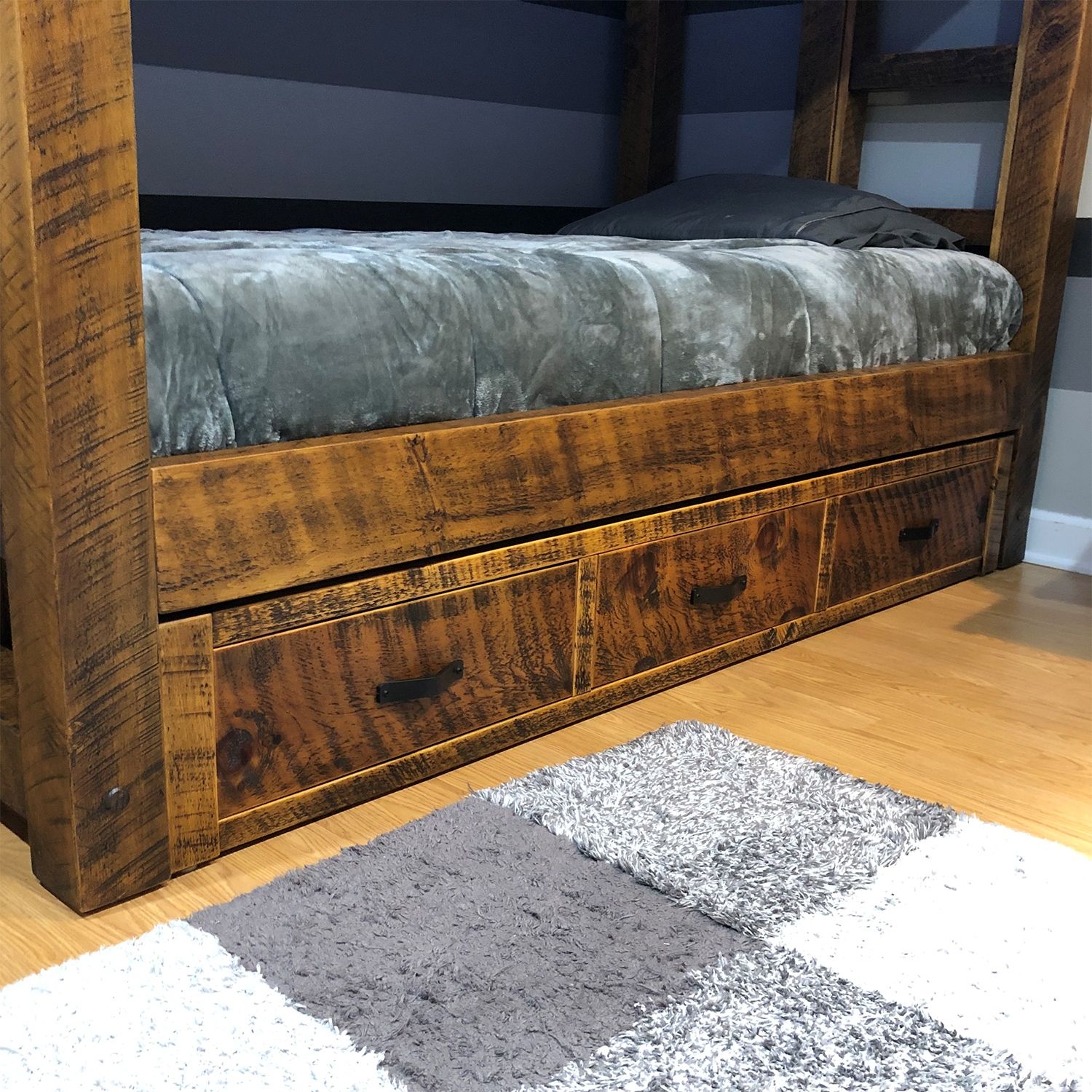 SAWMILL HICKORY ROUGH SAWN TIMBER BUNK BED
