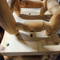 Low-Profile Swivel Mechanism