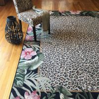 Island Fauna Tropical Rug