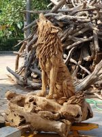 Howling Wolf - Log Base