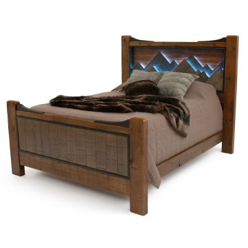 Mountain Horizon Northern Lights Barnwood Bed