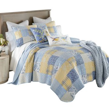 Spring Flowers Quilt Set