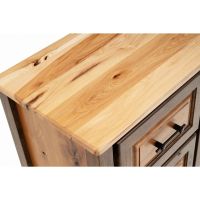 Hickory Top Detail
